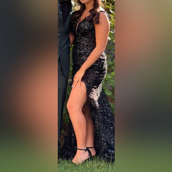 🌿 AMARRA Prom dress. Fits sizes 2-10. Worn once. - Picture 12 of 12